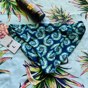 NWT Fused Hawaii bikini Bottom L